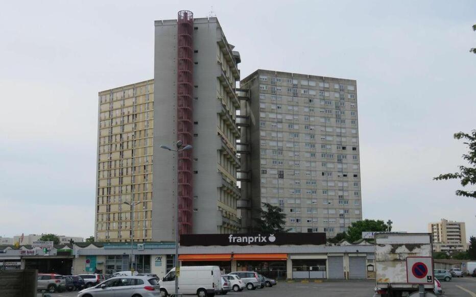 Le Mée-sur-Seine Appartement F3 -Plaisir Moins Cher - Jusqu'A 8Personnes מראה חיצוני תמונה